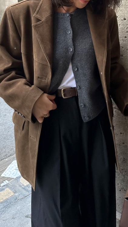 2.4. Boss Lady Vibes - suede jacket-min @pauline__dt