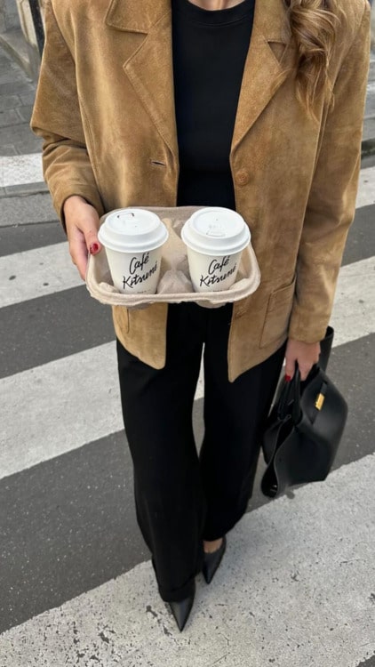 2.6. Boss Lady Vibes - suede jacket-min @lise_frt