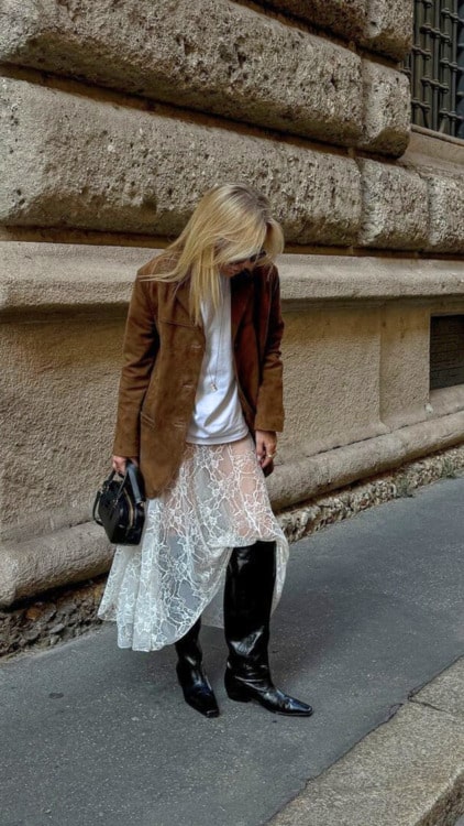 3.1. Feminine Flair - suede jacket-min @e.lenaro