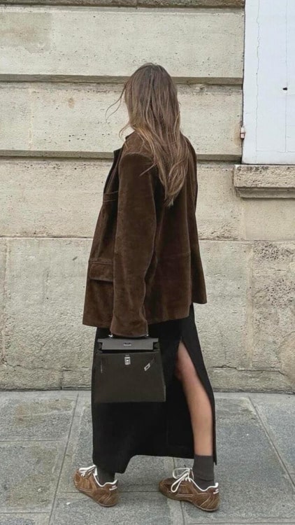 3.2. Feminine Flair - suede jacket-min @ivanamentlova